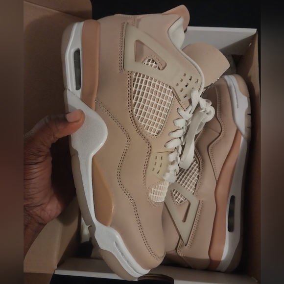 Jordan 4 Retro Shimmers